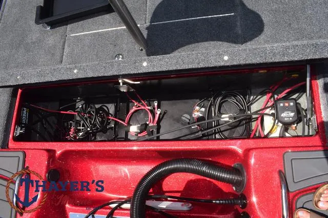 Slide: The Image of Phoenix Bass Boats 721 ZXL 2025 - 48