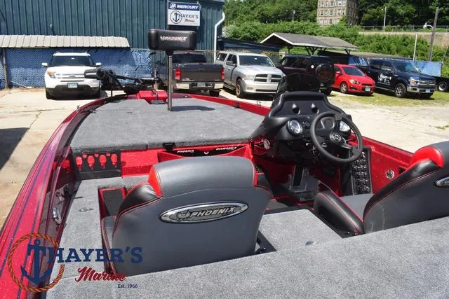 Slide: The Image of Phoenix Bass Boats 721 ZXL 2025 - 52