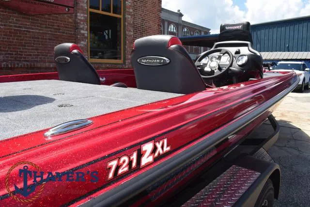 Slide: The Image of Phoenix Bass Boats 721 ZXL 2025 - 57