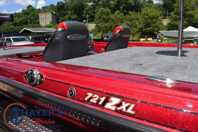 Slide: The Image of Phoenix Bass Boats 721 ZXL 2025 - 62