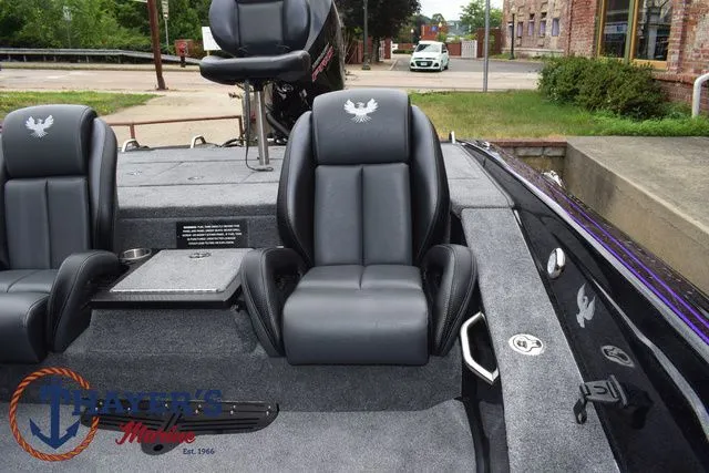 Slide: The Image of Phoenix Bass Boats 819 ZXL 2025 - 30