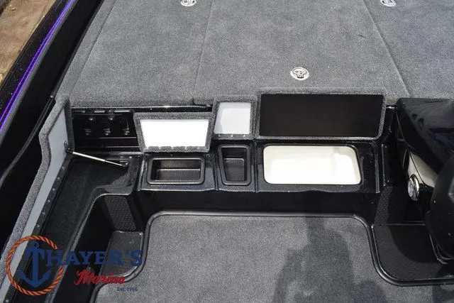 Slide: The Image of Phoenix Bass Boats 819 ZXL 2025 - 35