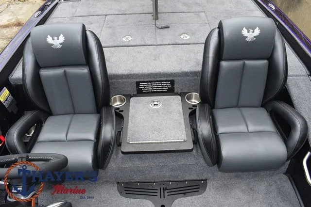 Slide: The Image of Phoenix Bass Boats 819 ZXL 2025 - 37