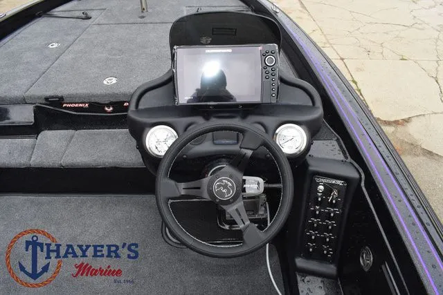 Slide: The Image of Phoenix Bass Boats 819 ZXL 2025 - 41