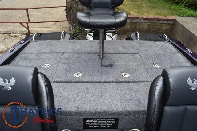 Slide: The Image of Phoenix Bass Boats 819 ZXL 2025 - 49