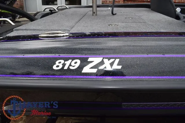 Slide: The Image of Phoenix Bass Boats 819 ZXL 2025 - 5