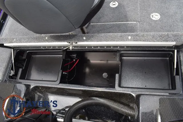 Slide: The Image of Phoenix Bass Boats 819 ZXL 2025 - 56