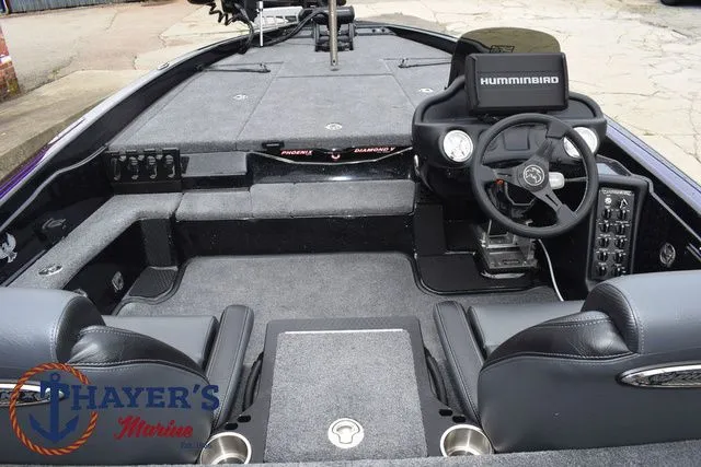 Slide: The Image of Phoenix Bass Boats 819 ZXL 2025 - 60