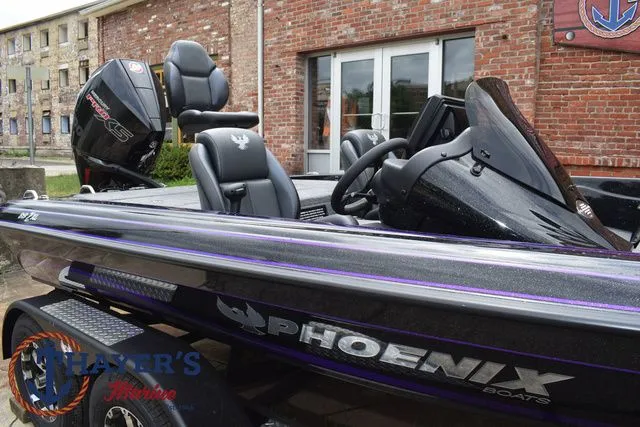 Slide: The Image of Phoenix Bass Boats 819 ZXL 2025 - 65