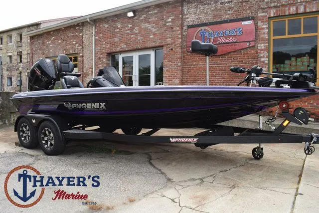 Slide: The Image of Phoenix Bass Boats 819 ZXL 2025 - 66