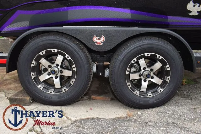 Slide: The Image of Phoenix Bass Boats 819 ZXL 2025 - 7