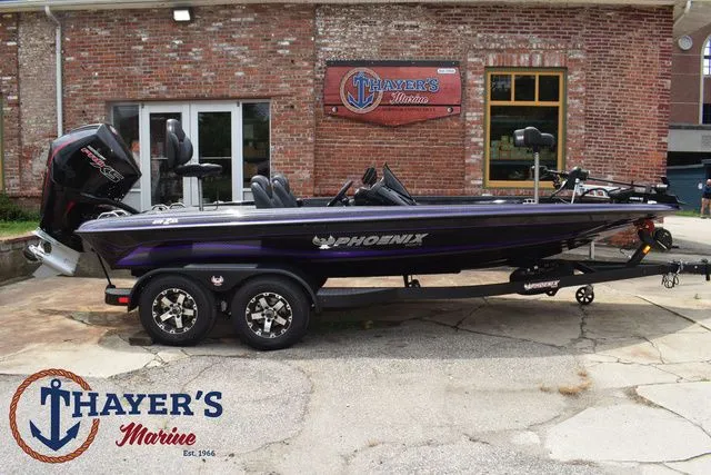 Slide: The Image of Phoenix Bass Boats 819 ZXL 2025 - 70