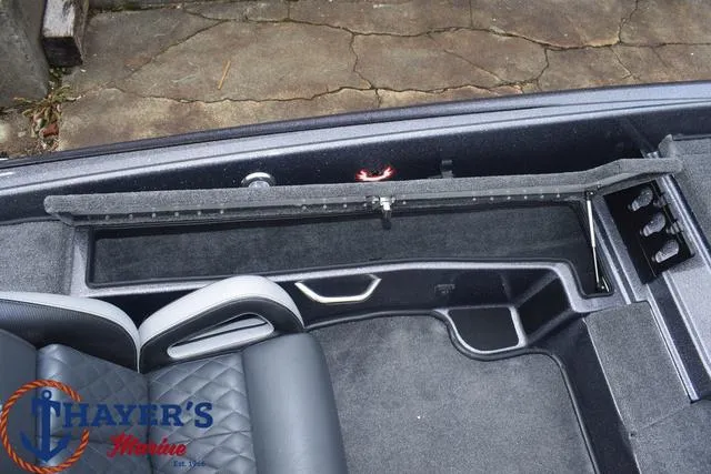 Slide: The Image of Phoenix Bass Boats 921 Elite 2025 - 27