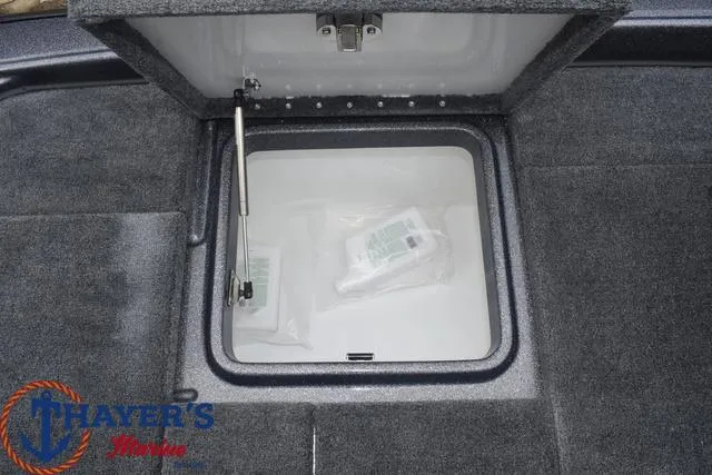 Slide: The Image of Phoenix Bass Boats 921 Elite 2025 - 35