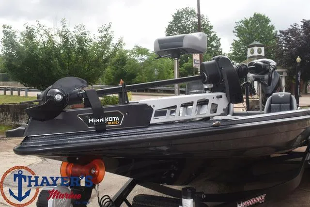 Slide: The Image of Phoenix Bass Boats 921 Elite 2025 - 42