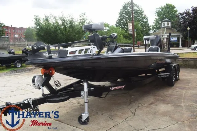 Slide: The Image of Phoenix Bass Boats 921 Elite 2025 - 45