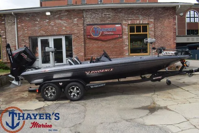 Slide: The Image of Phoenix Bass Boats 921 Elite 2025 - 47