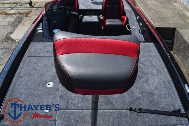 Slide: The Image of Phoenix Bass Boats 921 Elite 2025 - 11