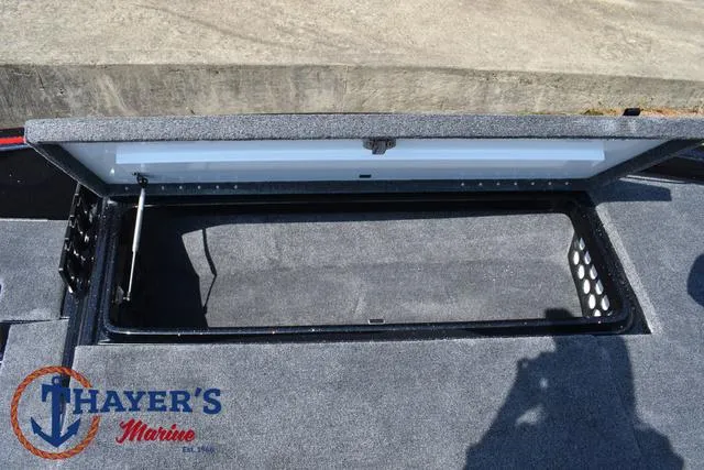 Slide: The Image of Phoenix Bass Boats 921 Elite 2025 - 13