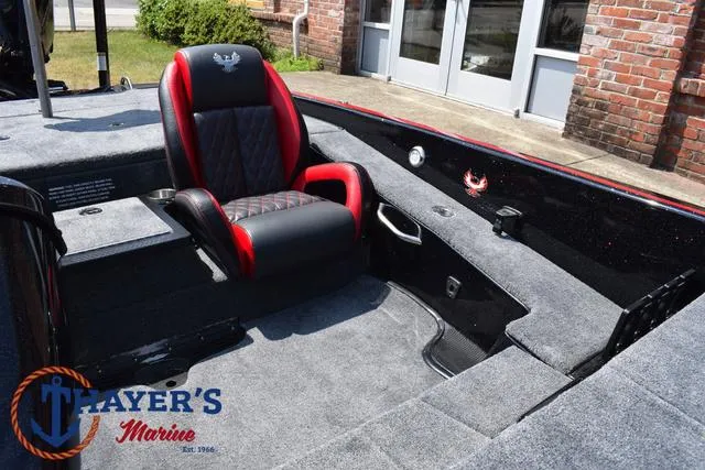 Slide: The Image of Phoenix Bass Boats 921 Elite 2025 - 23