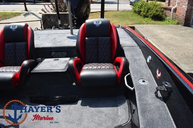 Slide: The Image of Phoenix Bass Boats 921 Elite 2025 - 24