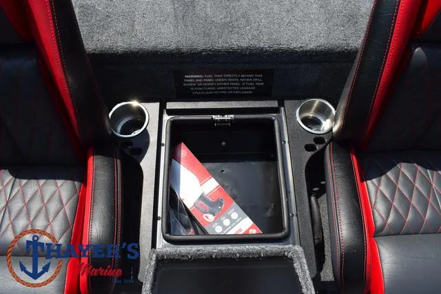 Slide: The Image of Phoenix Bass Boats 921 Elite 2025 - 31