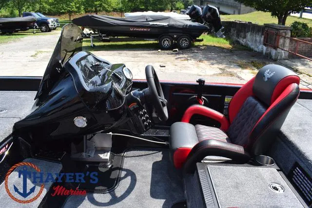 Slide: The Image of Phoenix Bass Boats 921 Elite 2025 - 34