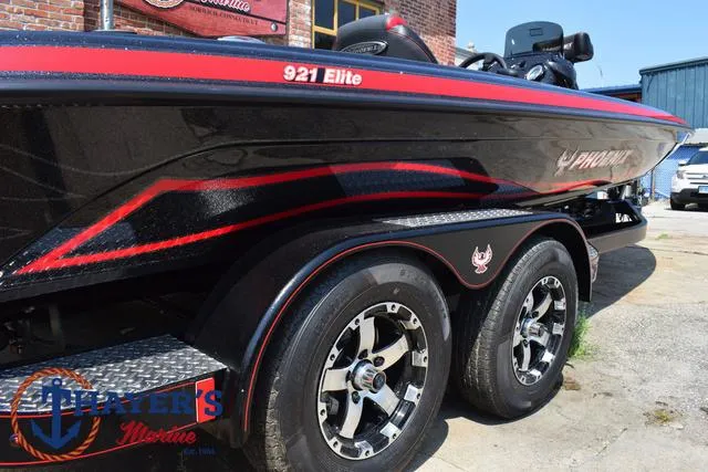 Slide: The Image of Phoenix Bass Boats 921 Elite 2025 - 58