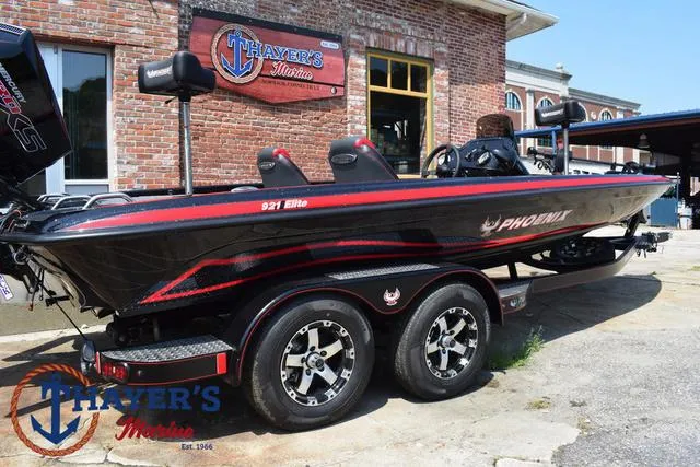 Slide: The Image of Phoenix Bass Boats 921 Elite 2025 - 64