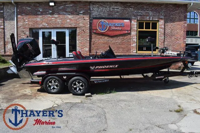 Slide: The Image of Phoenix Bass Boats 921 Elite 2025 - 68