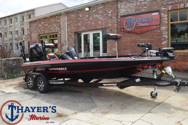 Slide: The Image of Phoenix Bass Boats 920 Elite II 2025 - 14