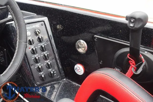 Slide: The Image of Phoenix Bass Boats 920 Elite II 2025 - 21