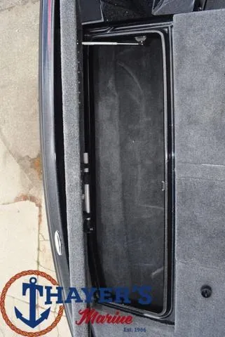 Slide: The Image of Phoenix Bass Boats 920 Elite II 2025 - 22