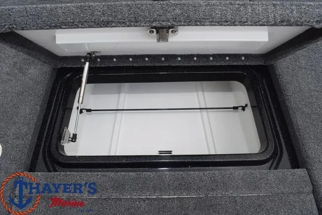 Slide: The Image of Phoenix Bass Boats 920 Elite II 2025 - 24