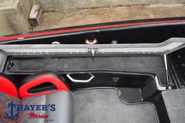 Slide: The Image of Phoenix Bass Boats 920 Elite II 2025 - 28