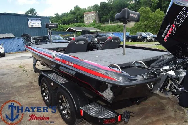 Slide: The Image of Phoenix Bass Boats 920 Elite II 2025 - 42