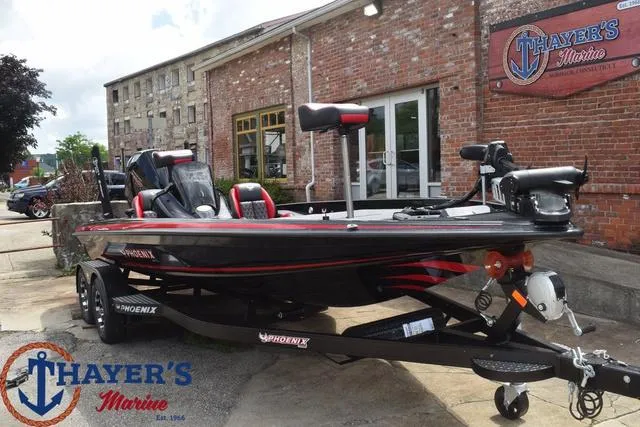 Slide: The Image of Phoenix Bass Boats 920 Elite II 2025 - 44