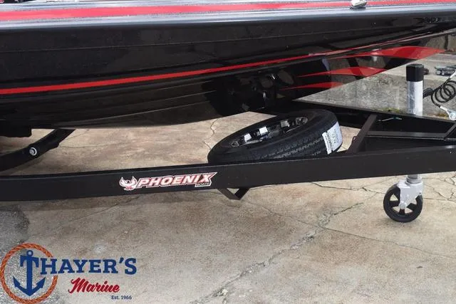 Slide: The Image of Phoenix Bass Boats 920 Elite II 2025 - 6