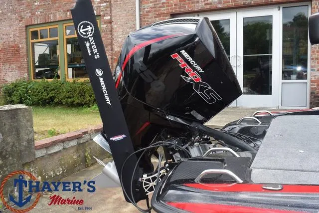 Slide: The Image of Phoenix Bass Boats 920 Elite II 2025 - 8