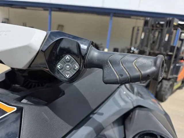 Slide: The Image of Sea-Doo GTX 170 IBR & Sound System 2021 - 12