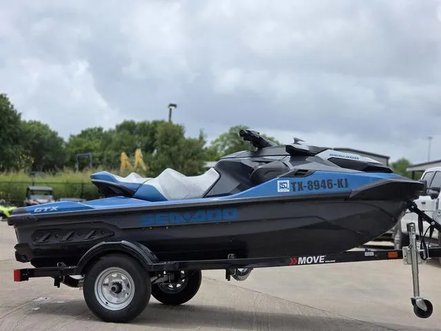 Slide: The Image of Sea-Doo GTX 170 IBR & Sound System 2021 - 5