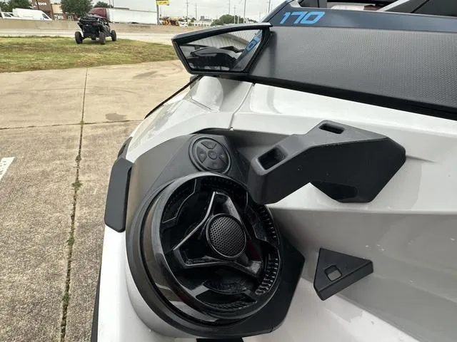 Slide: The Image of Sea-Doo Fish Pro Sport 170 Ibr & Idf 2022 - 12