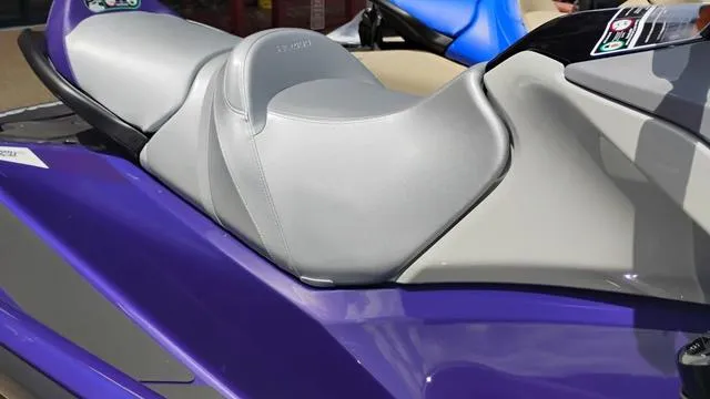 Slide: The Image of Sea-Doo GTI 2025 - 10