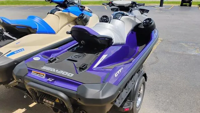 Slide: The Image of Sea-Doo GTI 2025 - 17