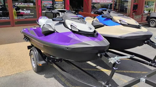 Slide: The Image of Sea-Doo GTI 2025 - 19