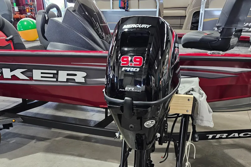 Slide: The Image of Mercury Pro Kicker 9.9 2024 - 3