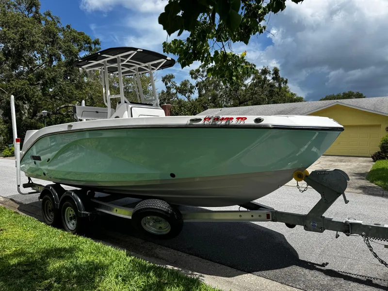 Slide: The Image of 2023 Yamaha Boats 222 FSH Sport high output engine, detailed view. - 2