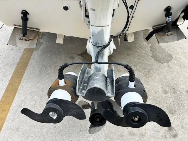 Slide: The Image of 2002 Sea Pro 200 Family Fish boat propellers and motor detail. - 5