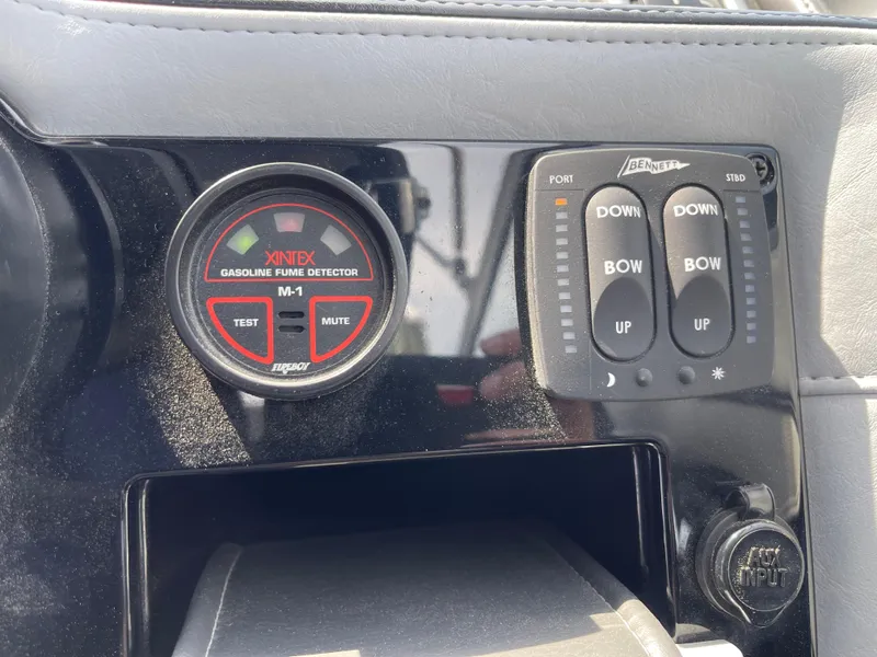 Slide: The Image of Dashboard of a 2014 Formula 270 Bowrider with gasoline fume detector and control panel. - 32