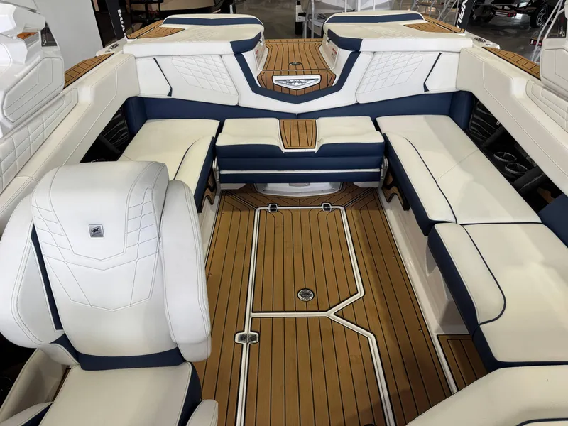 Slide: The Image of Nautique Super Air Nautique G23 2024 - 22